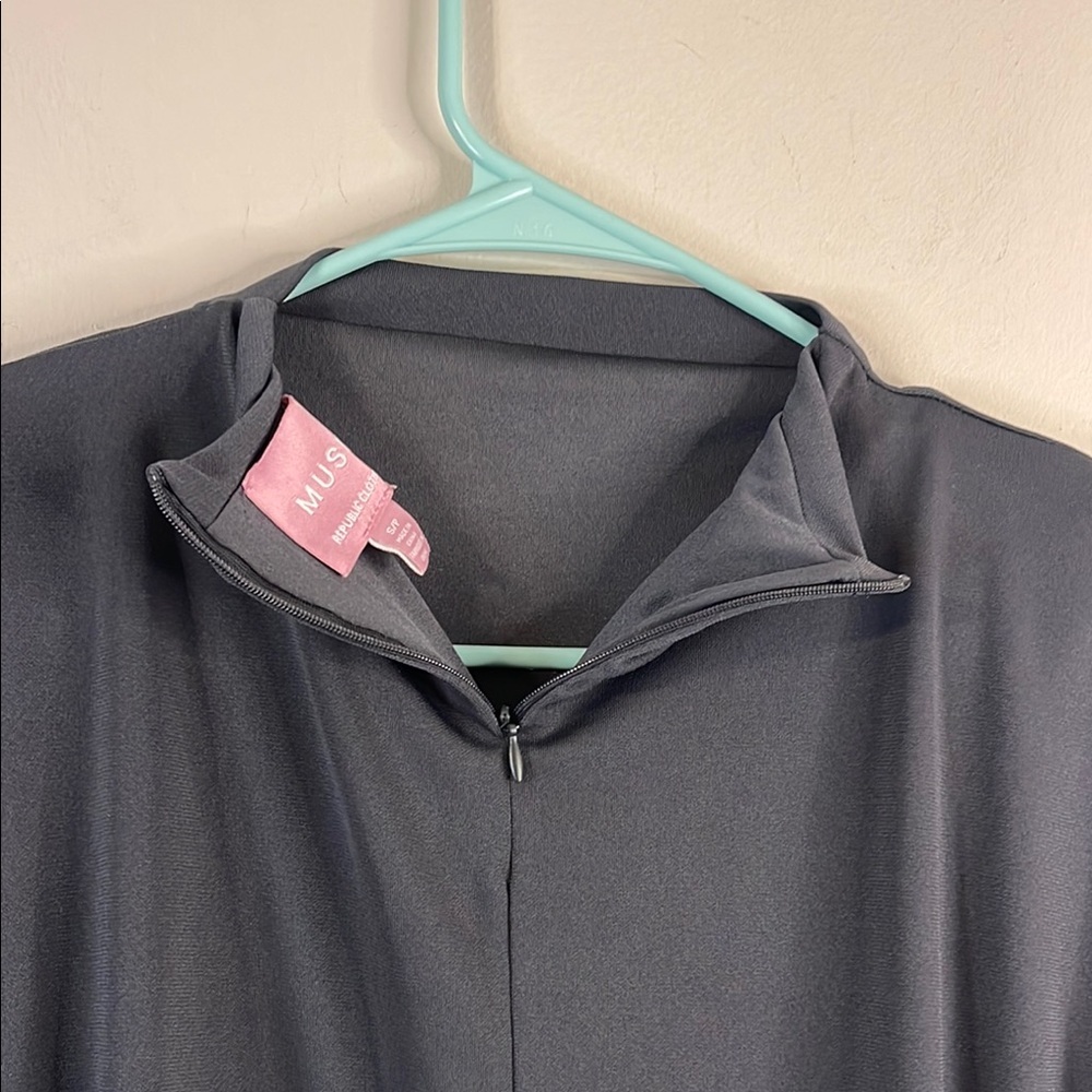 Muse Blue Dolman Sleeve Ruched Blouse Size Small #198 - Picture 4 of 6